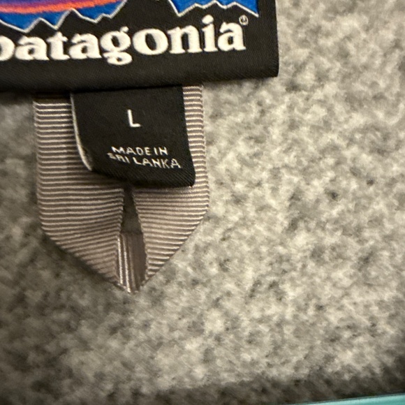 Gently used Patagonia Better Sweater zip up with pockets - Picture 3 of 7